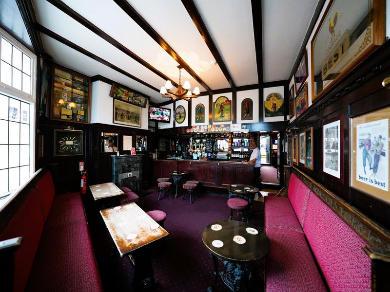 27 June 2022 interior. (Pub, Bar). Published on 30-06-2022