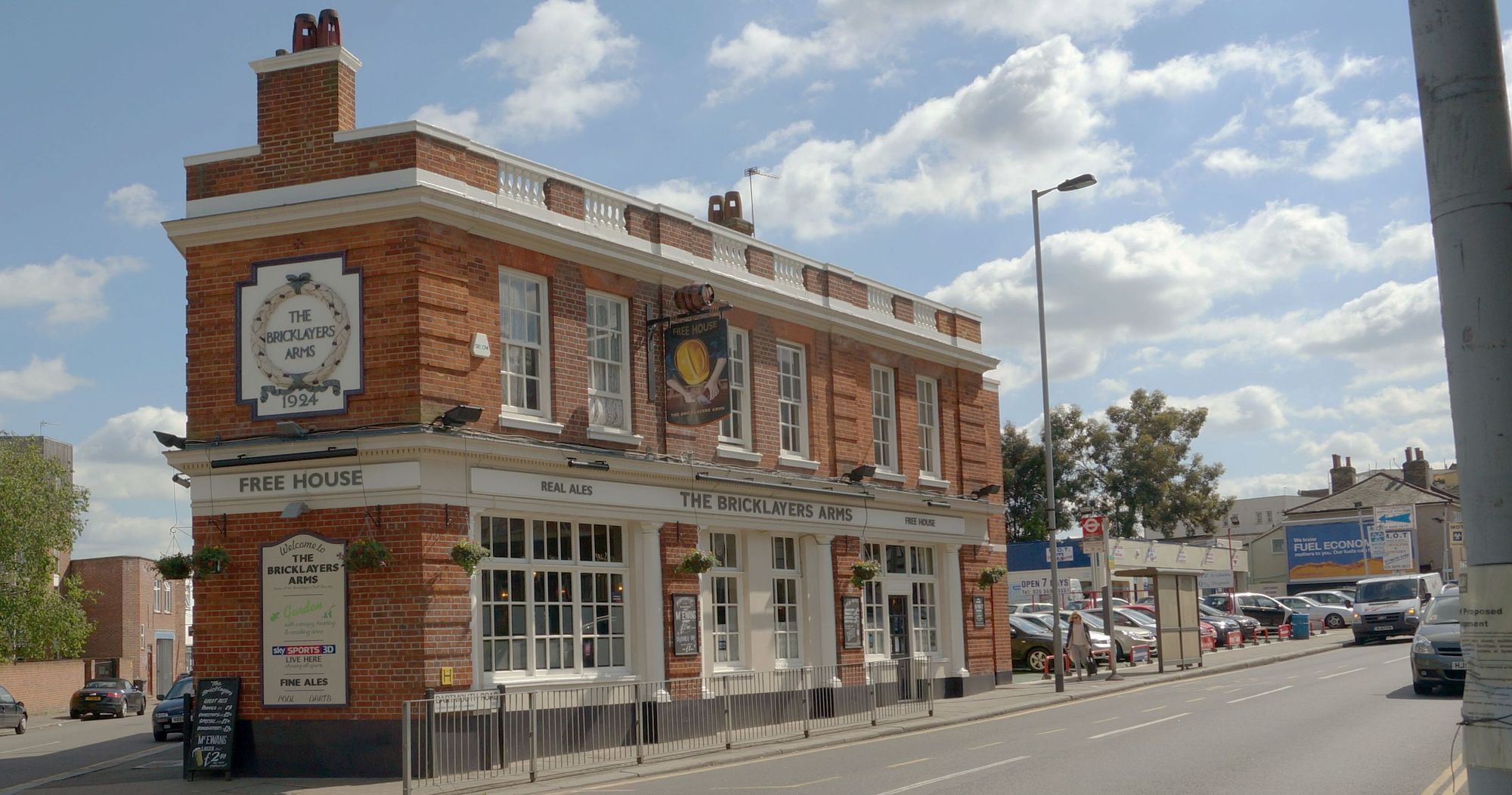 (Pub, External). Published on 05-06-2013