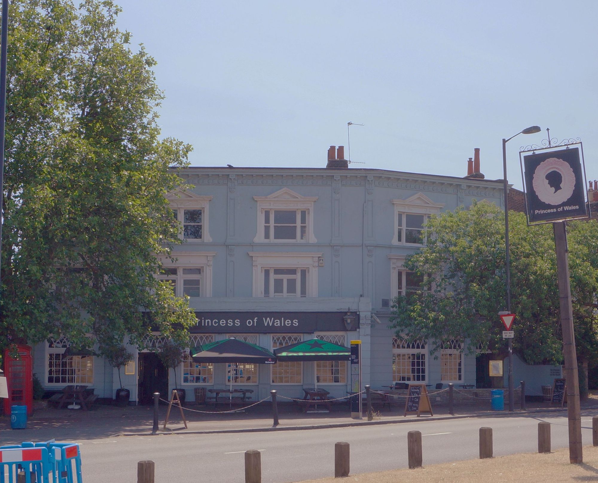 Frontage from across the heath. (Pub, External). Published on 09-07-2013