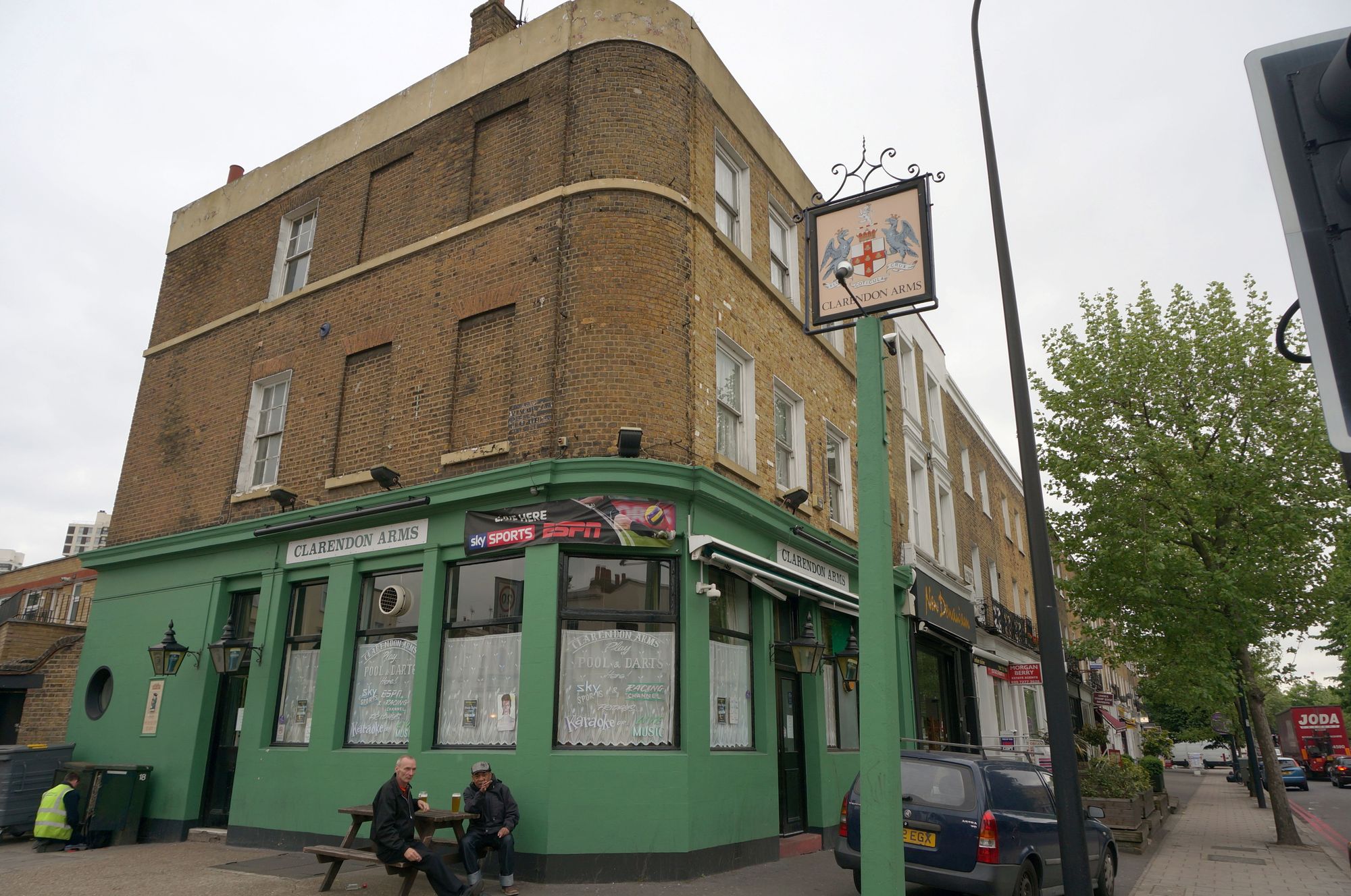 (Pub, External). Published on 24-05-2013