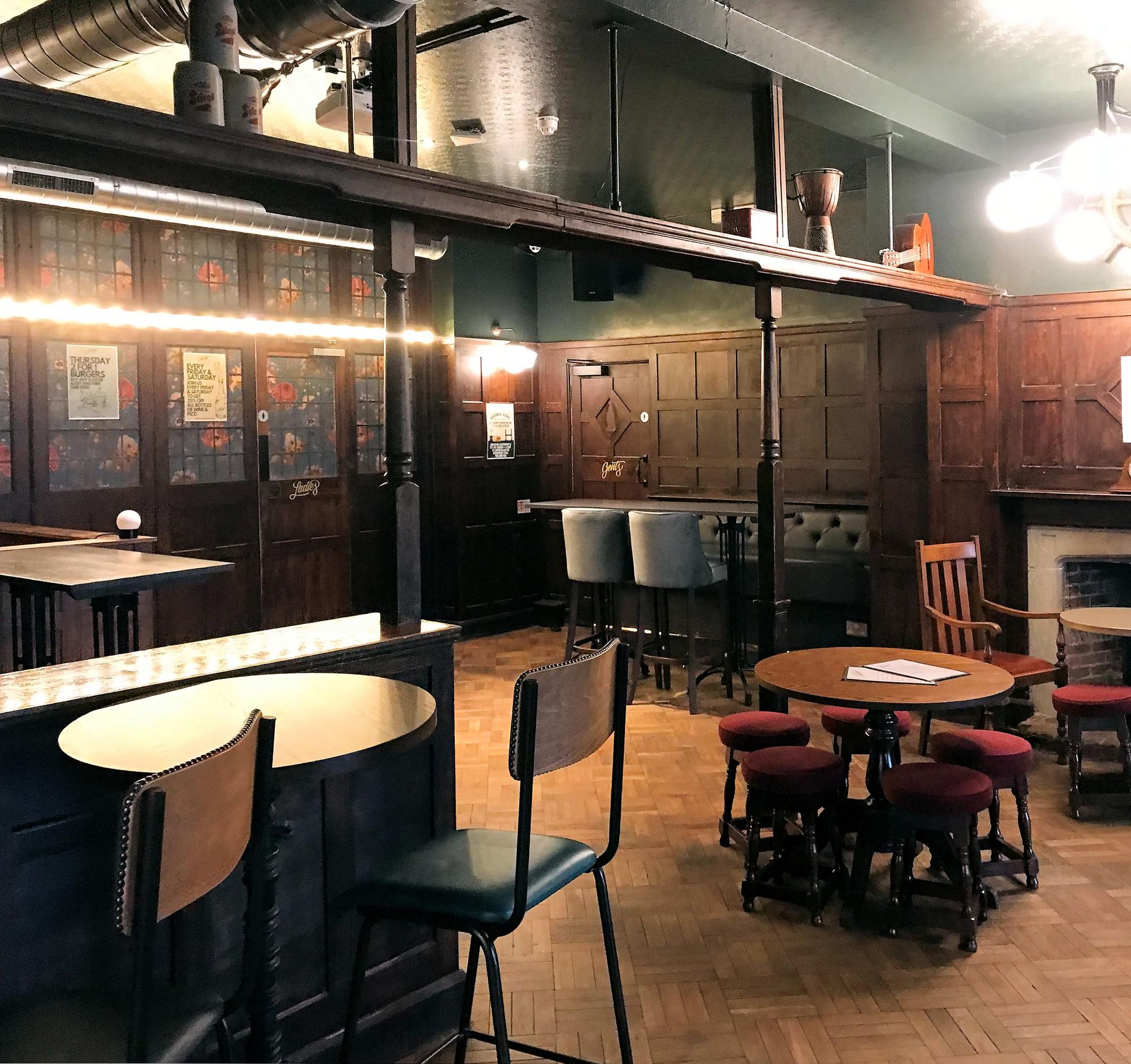 Inside. (Bar). Published on 11-07-2023