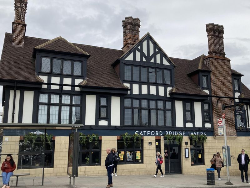 Street frontage. (Pub, External, Key). Published on 16-10-2023