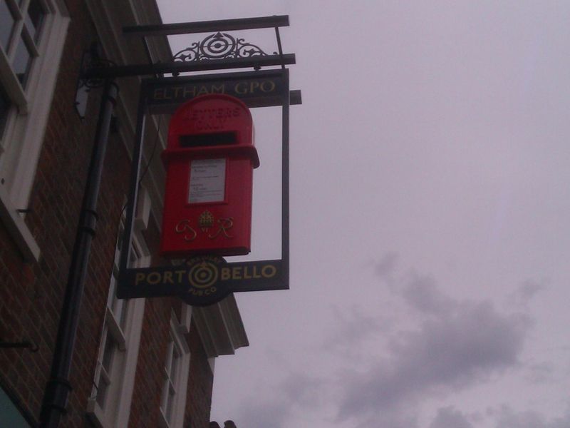 Hanging sign. (Sign). Published on 28-09-2023