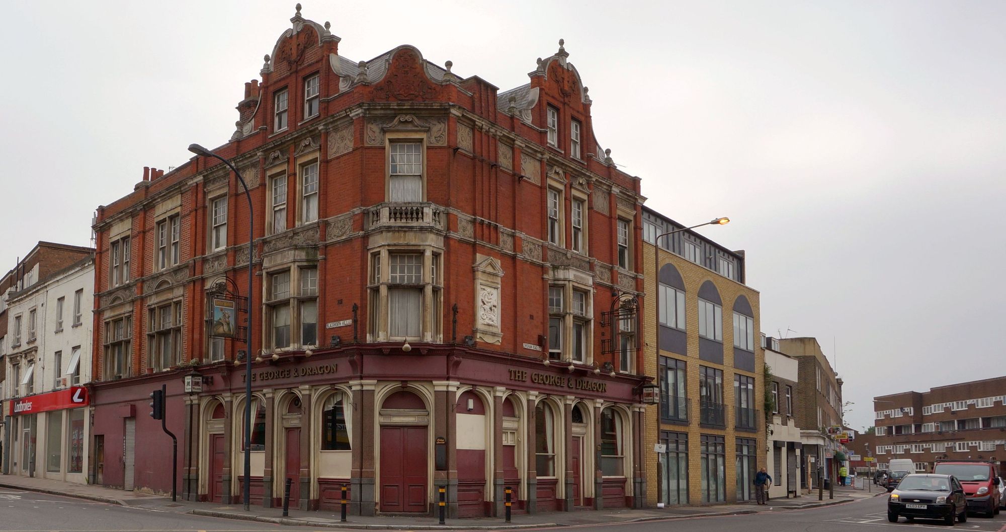Imposing street corner frontage. (Pub, External). Published on 21-06-2013