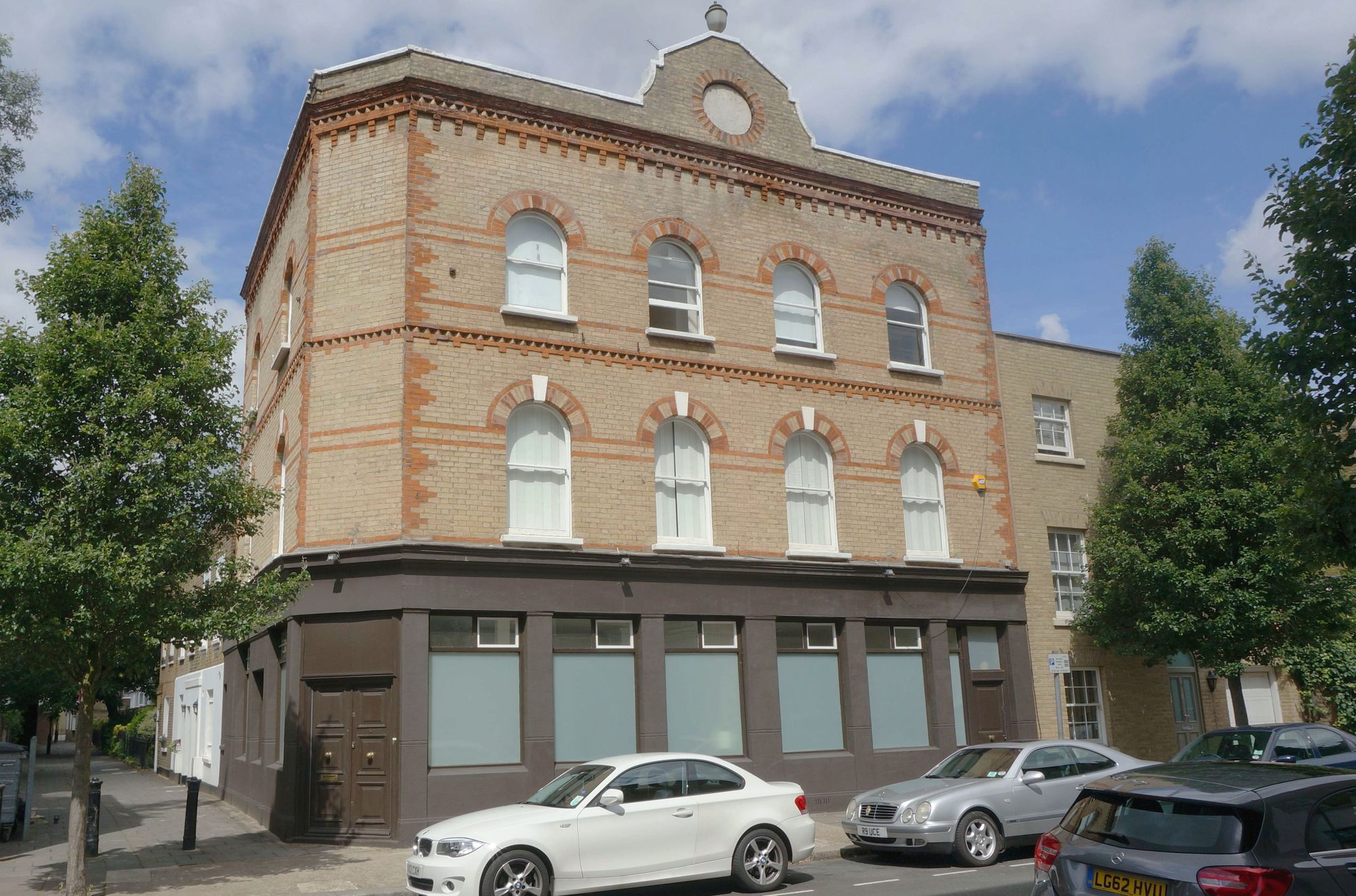 (Pub, External). Published on 10-08-2013