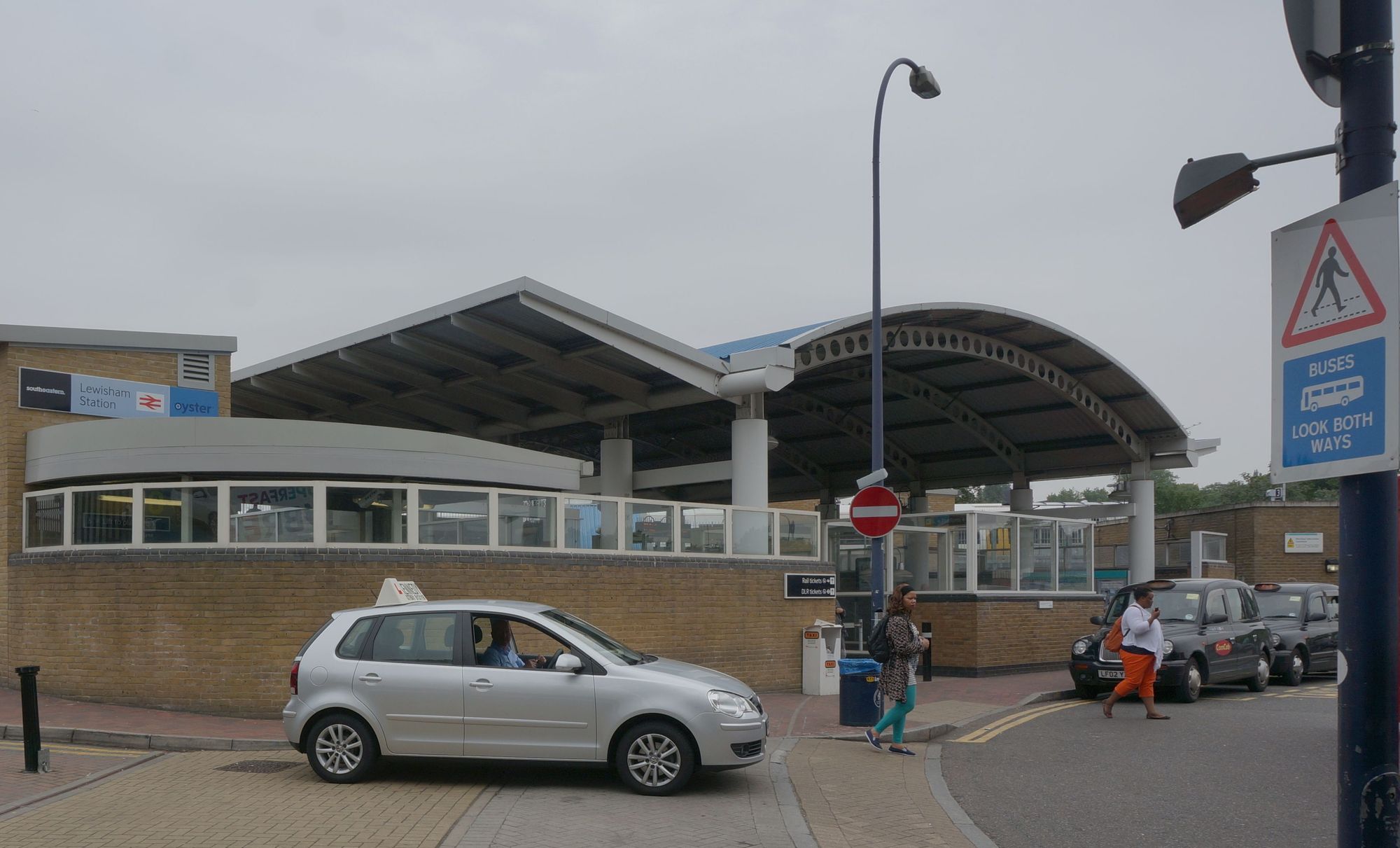 (Pub, External). Published on 21-06-2013