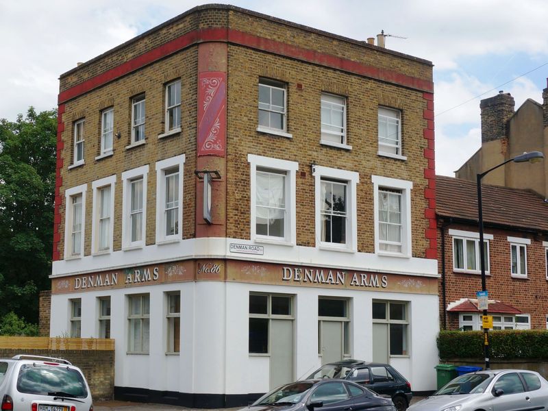 (Pub, External). Published on 27-07-2013