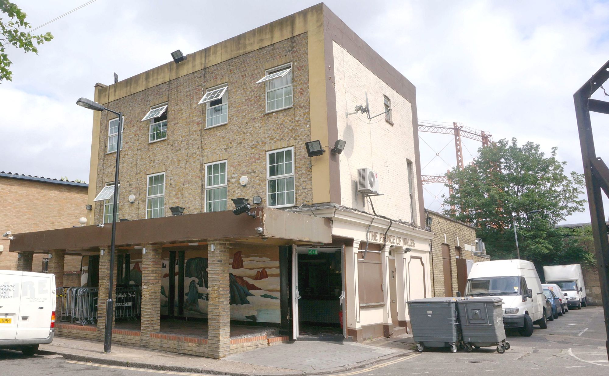 (Pub, External). Published on 03-08-2013