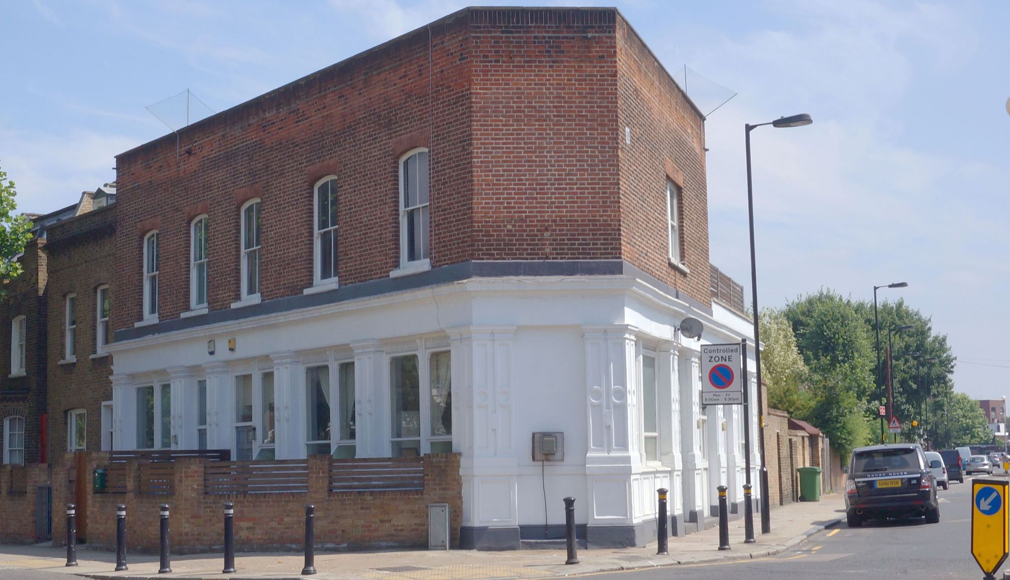 (Pub, External). Published on 22-07-2013