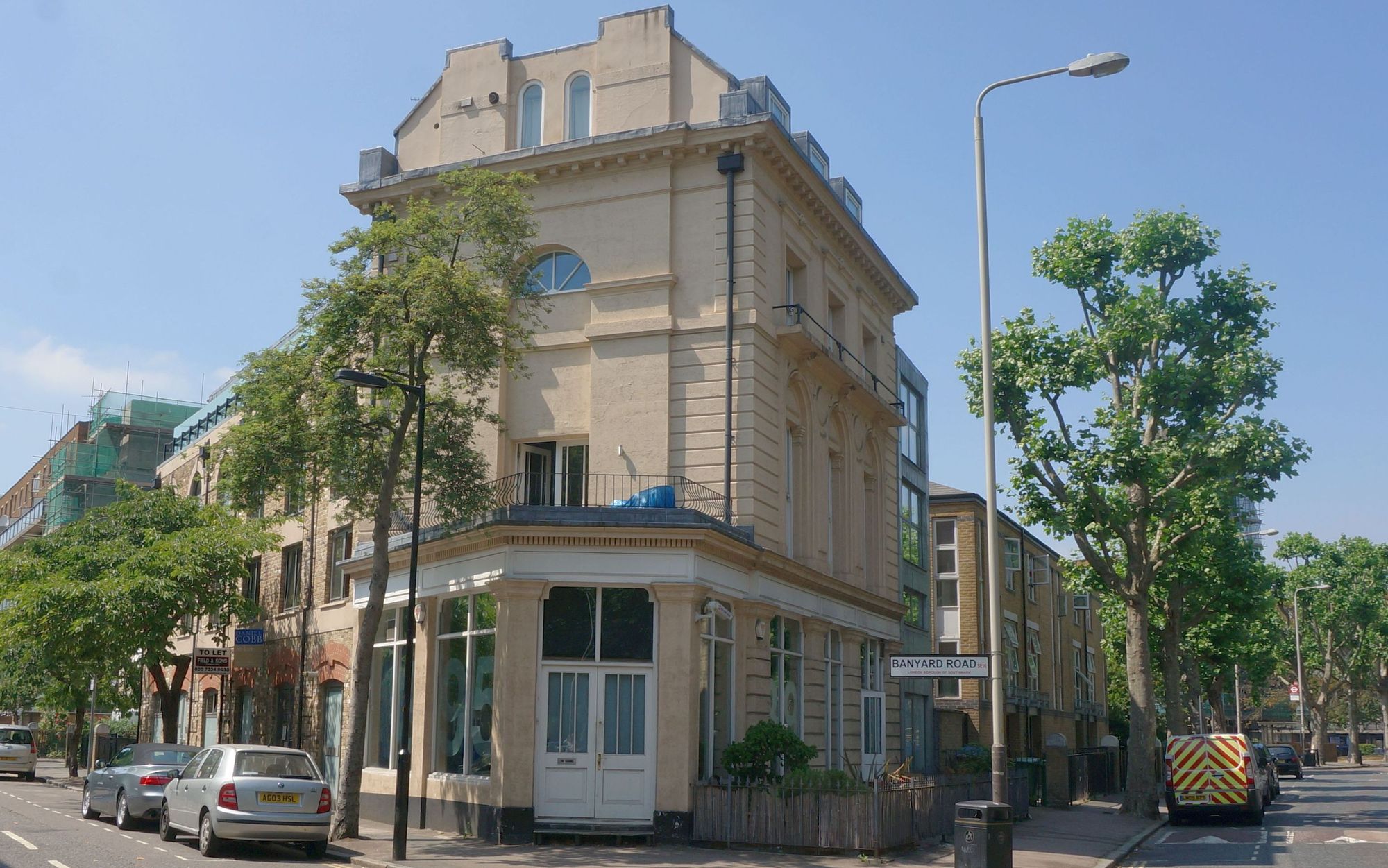 (Pub, External). Published on 22-07-2013
