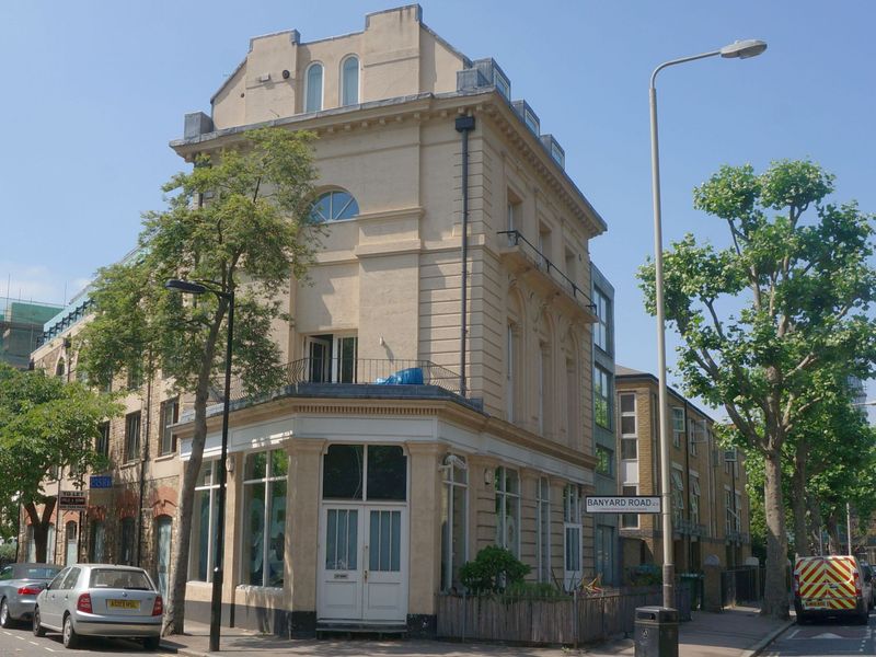 (Pub, External). Published on 22-07-2013