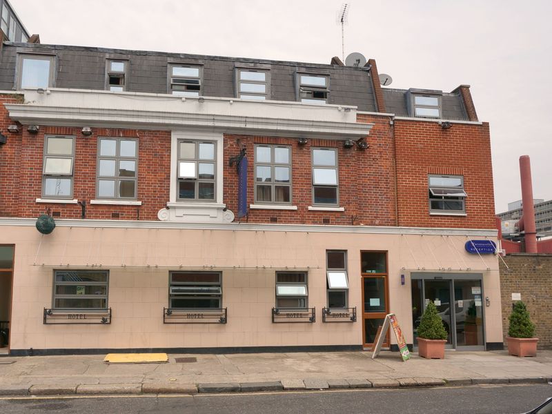 (Pub, External). Published on 22-06-2013