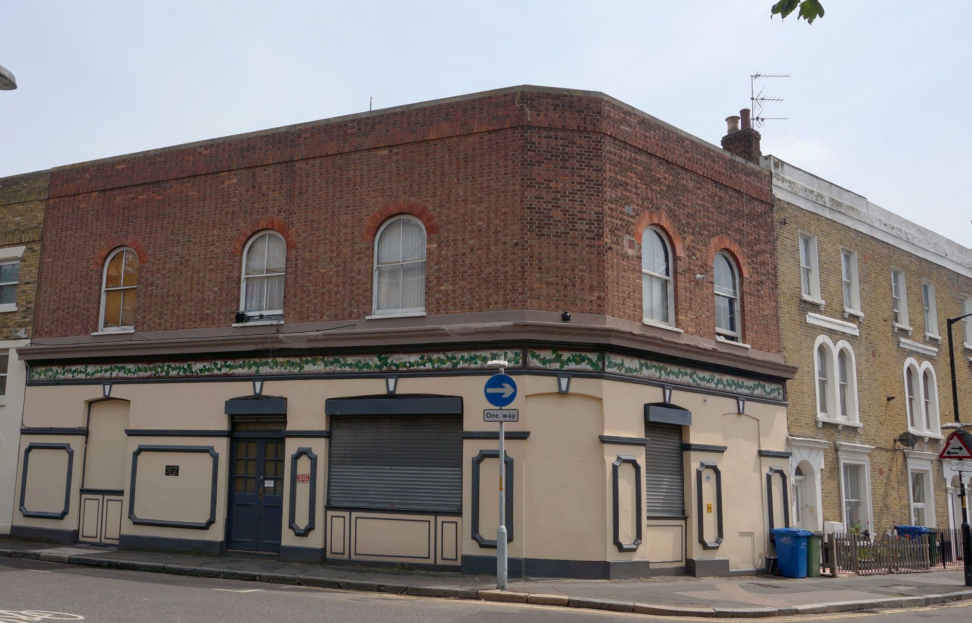 (Pub, External). Published on 22-06-2013