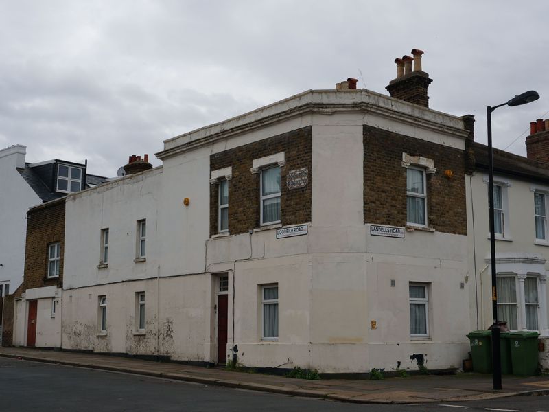 (Pub, External). Published on 14-05-2013 