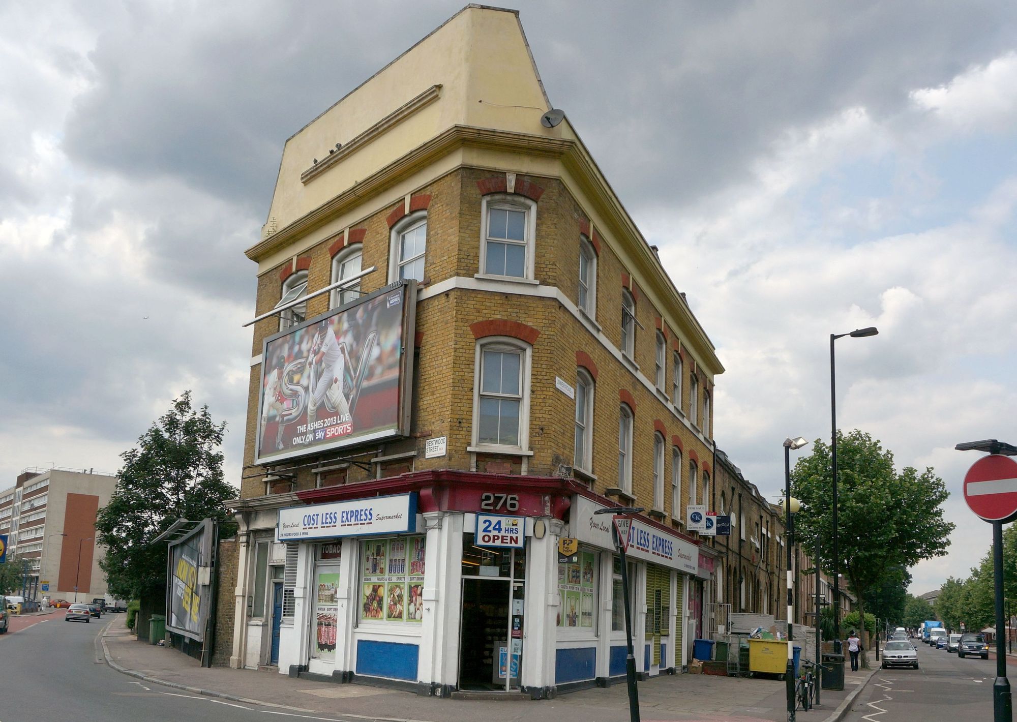 (Pub, External). Published on 28-06-2013
