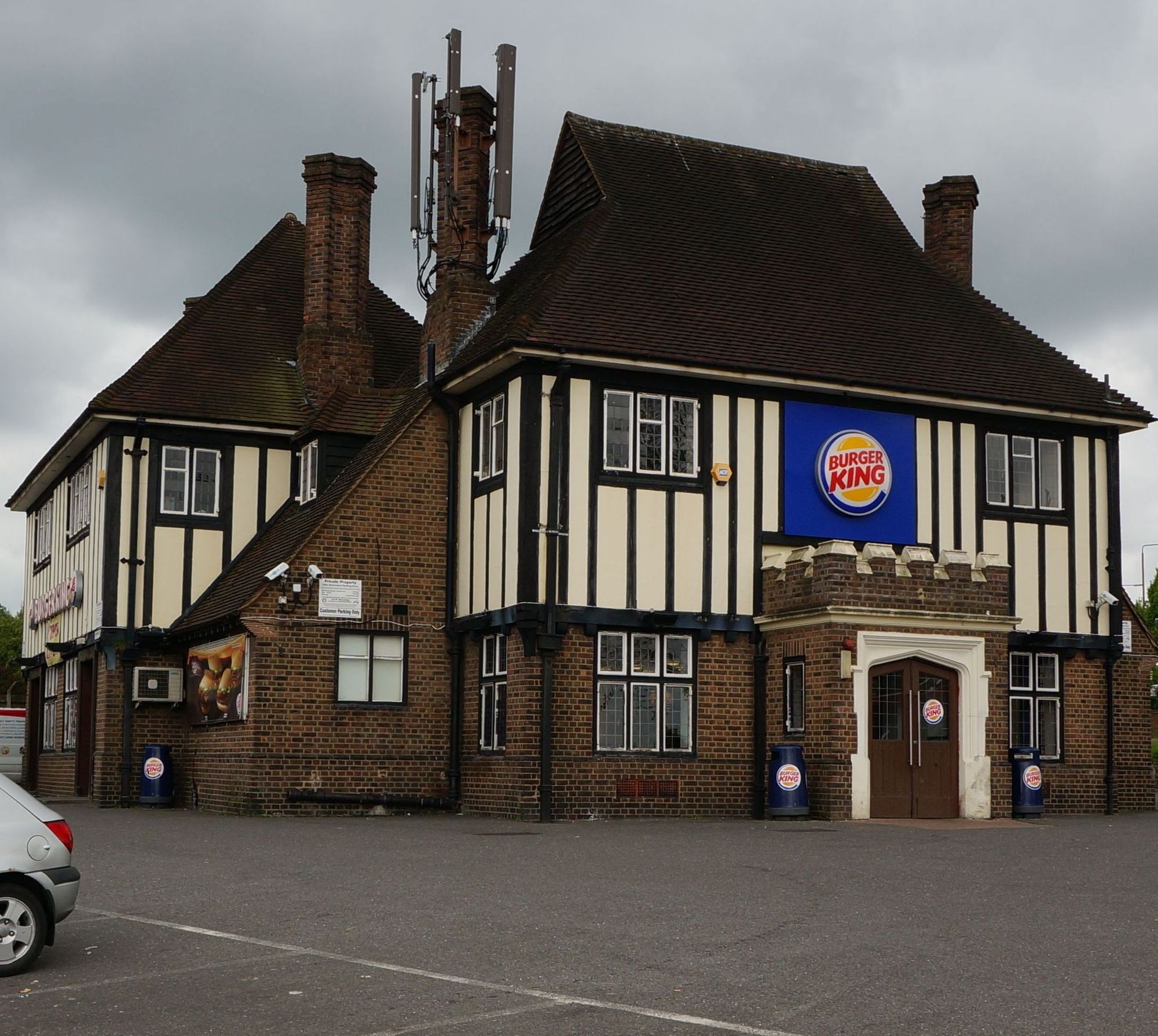 (Pub, External). Published on 19-05-2013