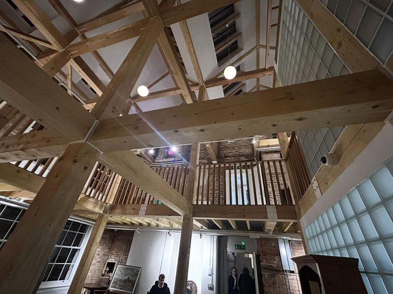 (Pub). Published on 18-11-2025 