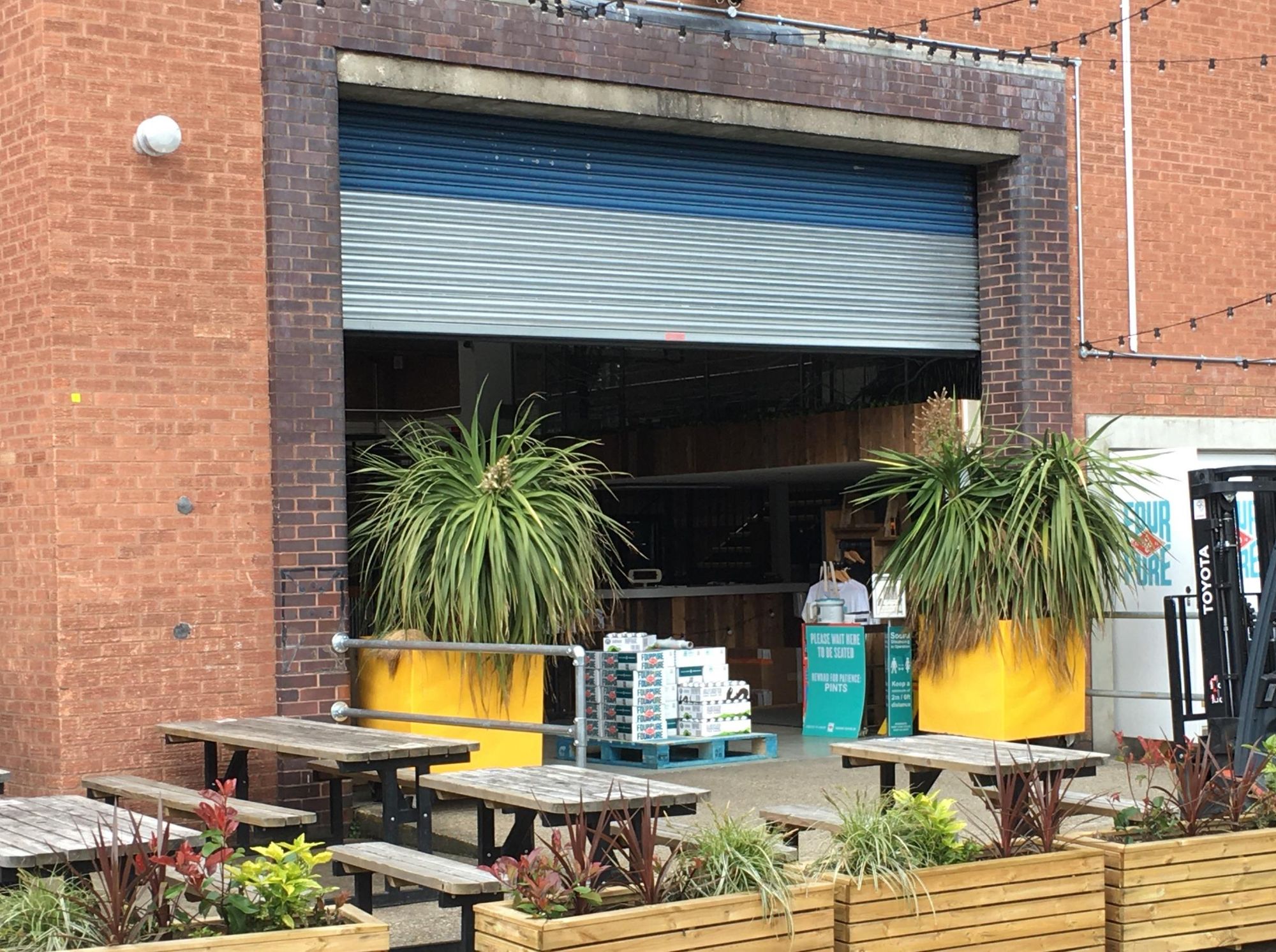 Street frontage. (Pub, External, Key). Published on 25-05-2021