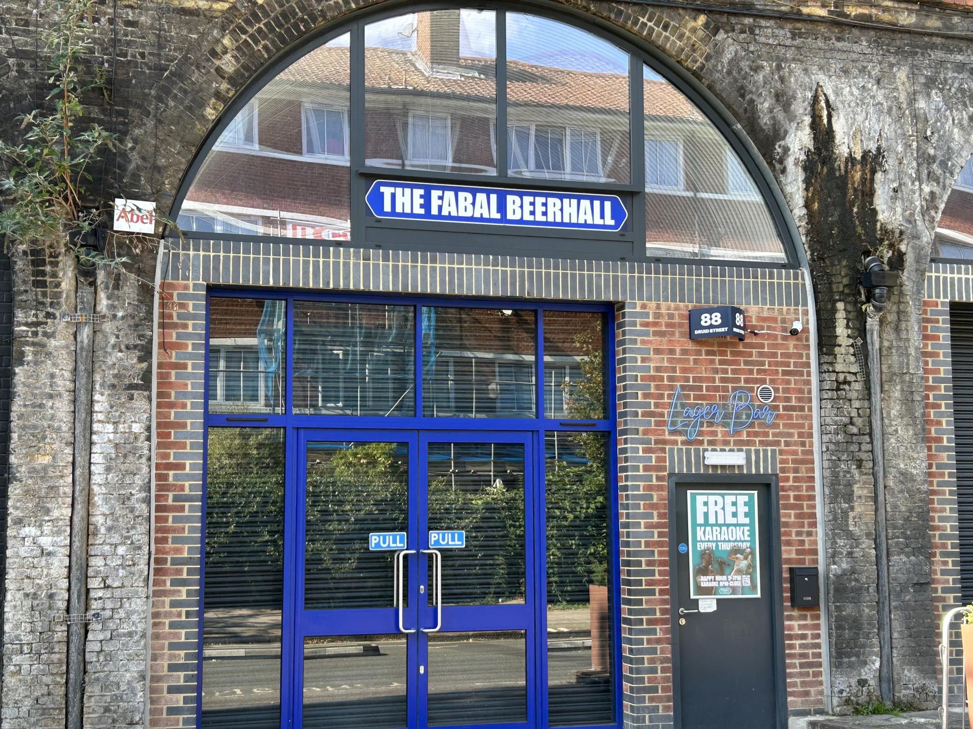 (Pub, External, Key). Published on 08-09-2025