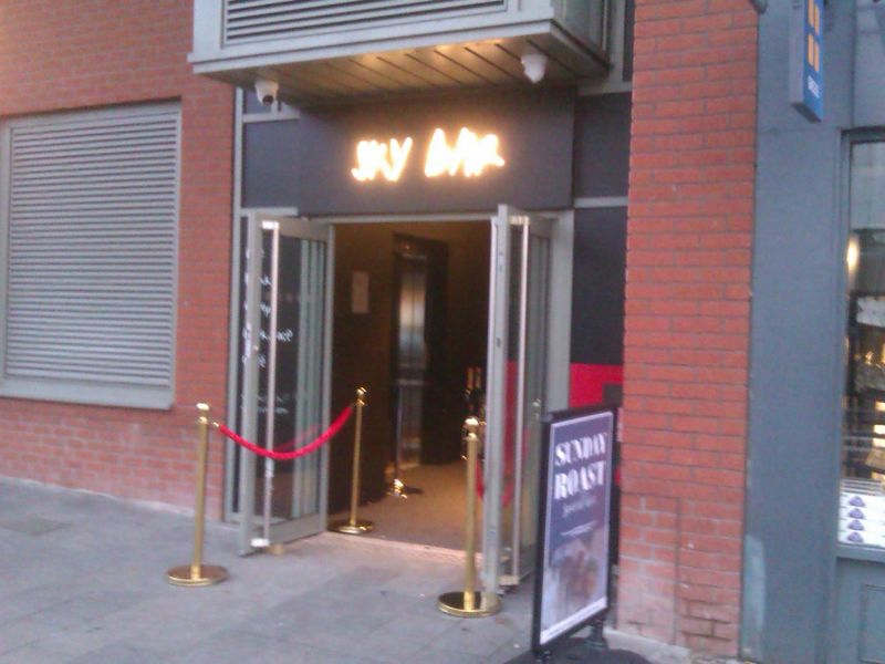 Street entrance. (Pub, External). Published on 21-10-2022