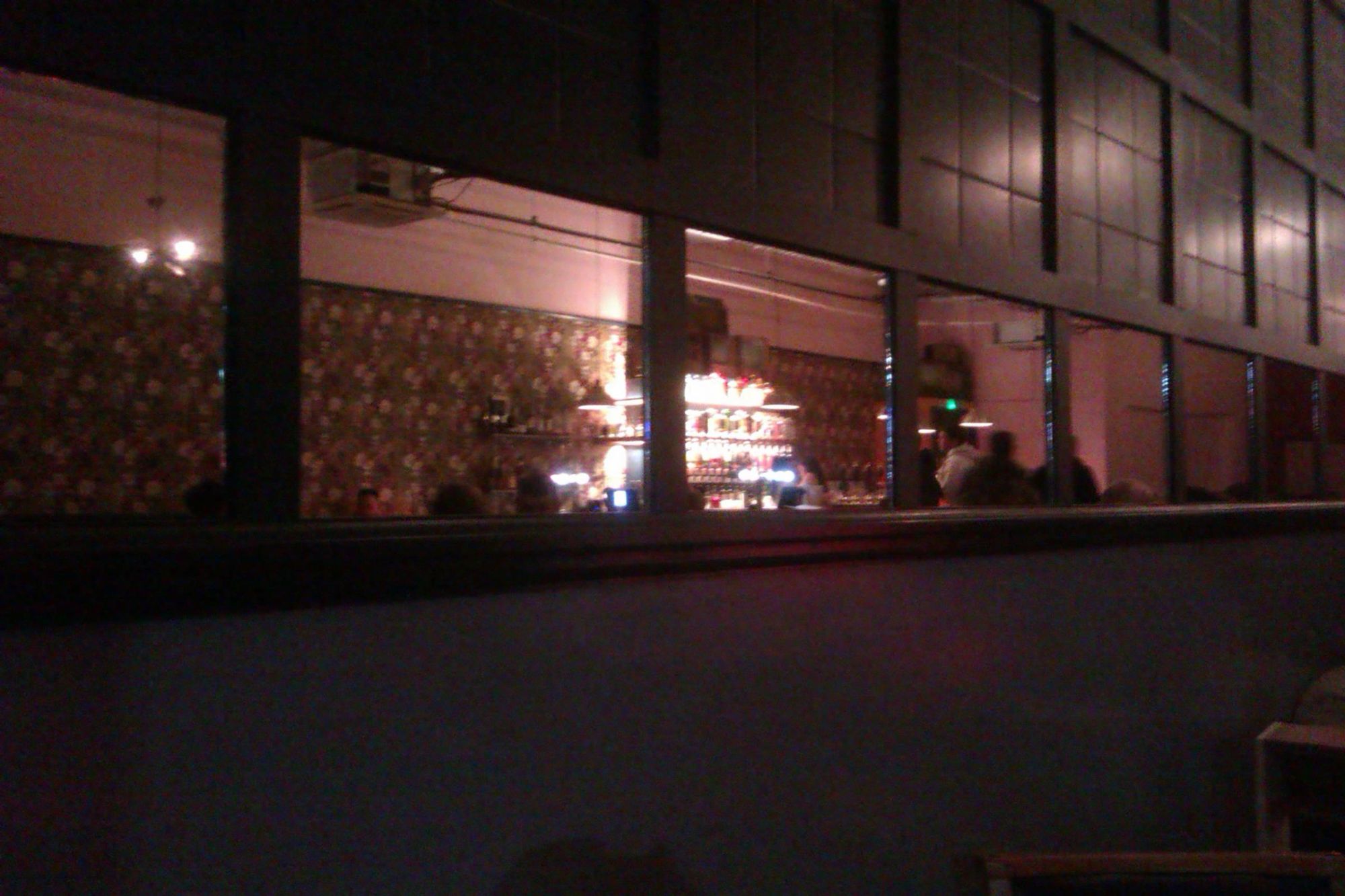 Through the eyes of the mirrored wall. (Bar). Published on 06-11-2022
