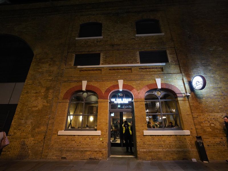 Photo taken 19 Nov 2025, street view at night.. (Pub, External, Key). Published on 22-11-2025