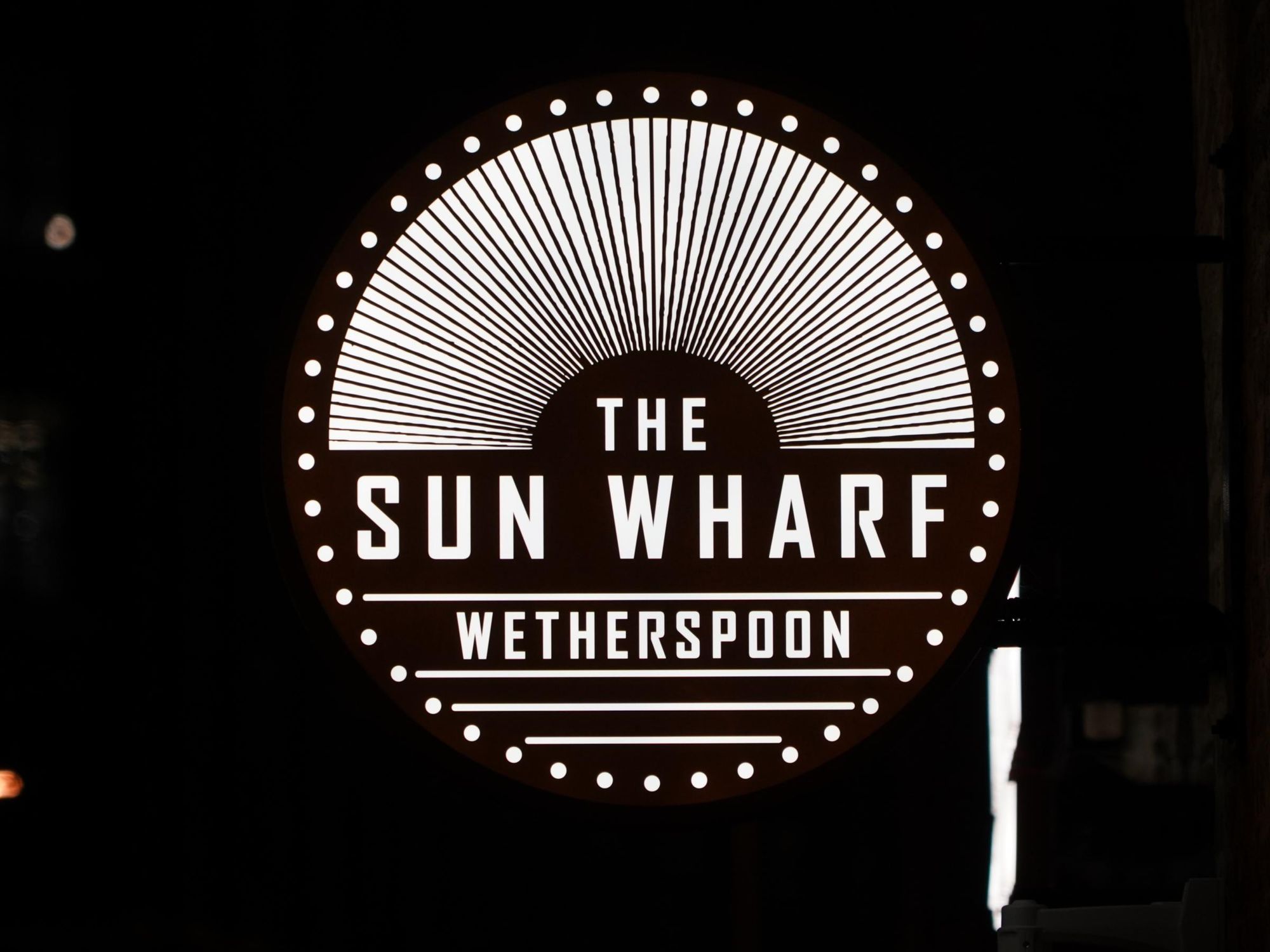 Photo taken 19 Nov 2025, illuminated sign at night.. (Pub, Sign). Published on 22-11-2025