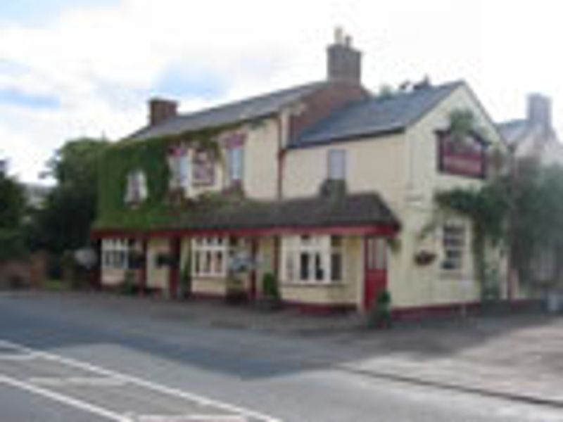 Newbold-on-Stour - Bird in Hand. (Pub, External). Published on 20-12-2013