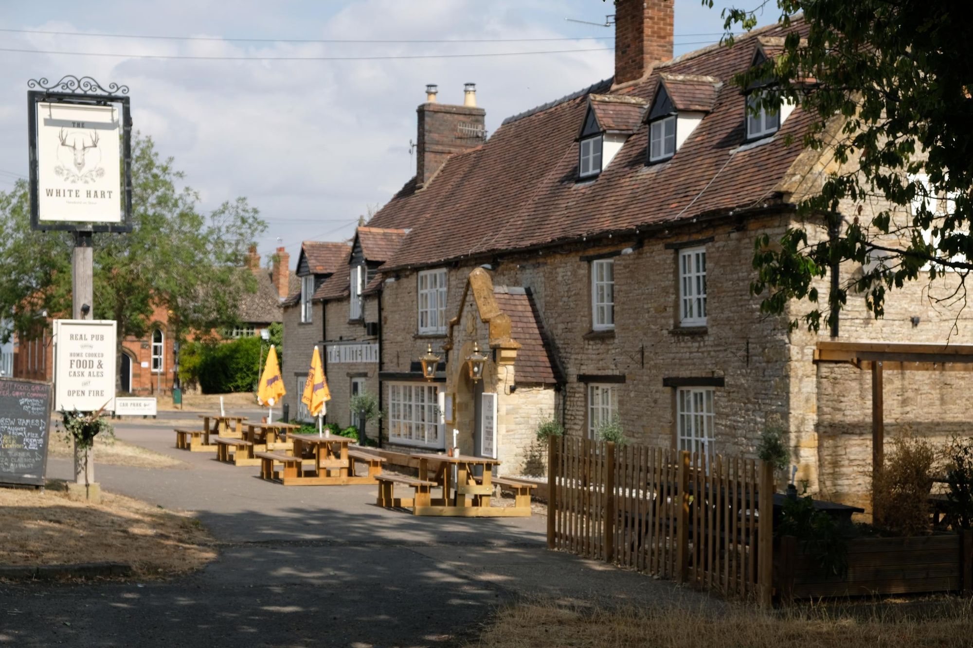 White Hart 2026. (External, Key). Published on 26-08-2026