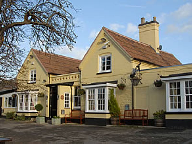 Offenham - Bridge Inn. (Pub, External). Published on 20-12-2013