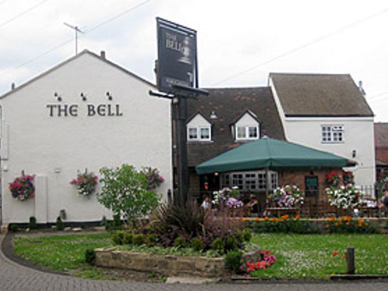 Shottery - Bell. (Pub, External). Published on 20-12-2013
