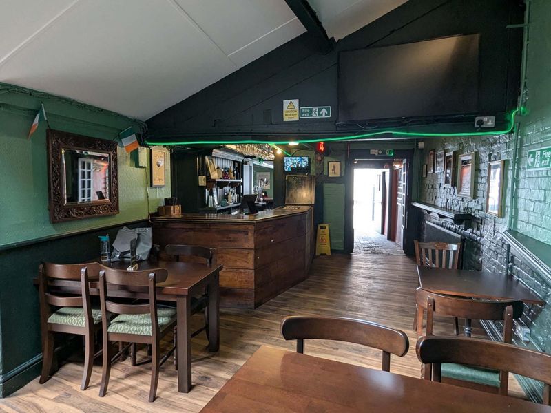 (Restaurant). Published on 02-05-2025