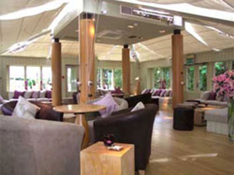Alveston - Baraset Barn. (Pub). Published on 19-12-2013 