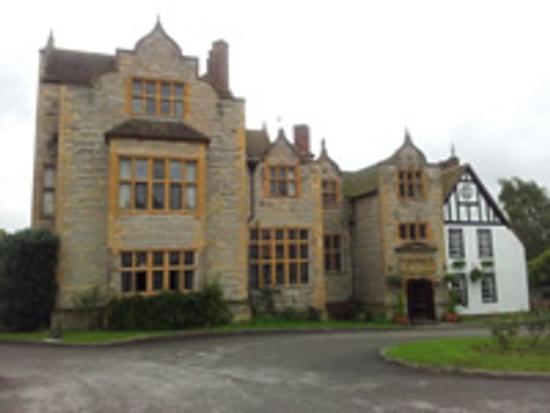 Abbots Salford - Salford Hall Hotel. (Pub, External). Published on 19-12-2013