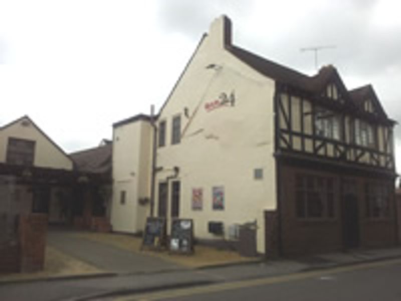 Evesham - Bar 24. (Pub, External). Published on 20-12-2013