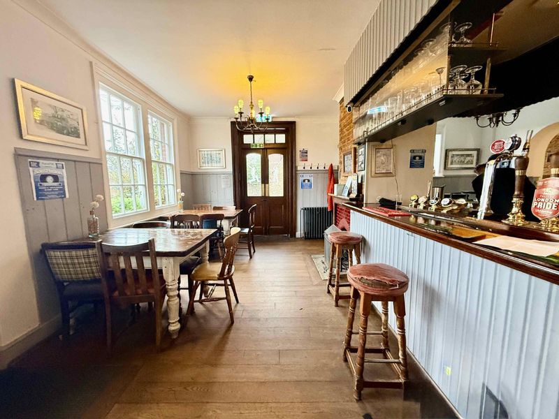 main bar. (Bar). Published on 11-01-2026 