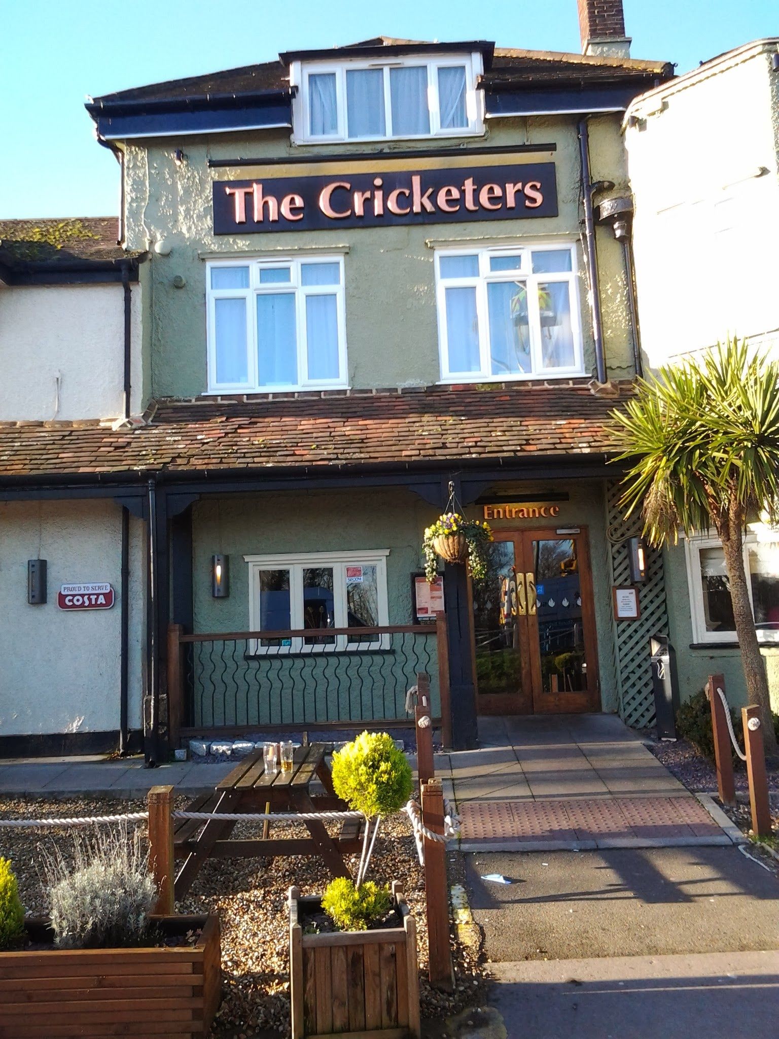 Cricketers. (Pub, External). Published on 14-01-2014