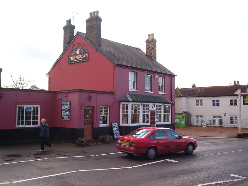 Crown, Horsell. (Pub, External). Published on 01-10-2013 