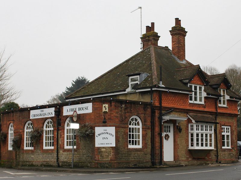 The Crossways, Churt. (Pub, External). Published on 08-04-2014 