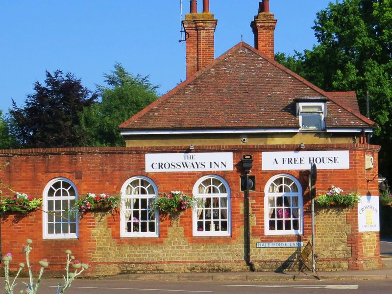 Crossways, Churt. (Pub). Published on 25-01-2017 