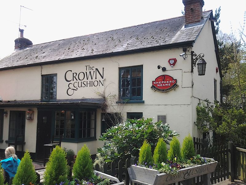 Crown & Cushion, Minley. (Pub, External). Published on 26-04-2014