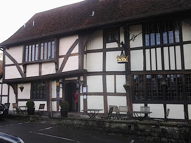 Crown Inn, Chiddingfold. (Pub, External). Published on 08-04-2014 