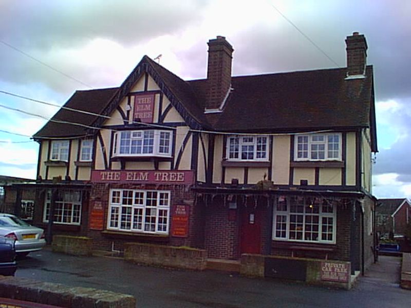 Elm Tree - Weybourne. (Pub). Published on 03-11-2012