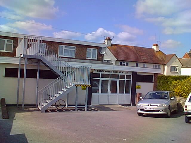 Farncombe Social Club - Farncombe. (Pub). Published on 03-11-2012