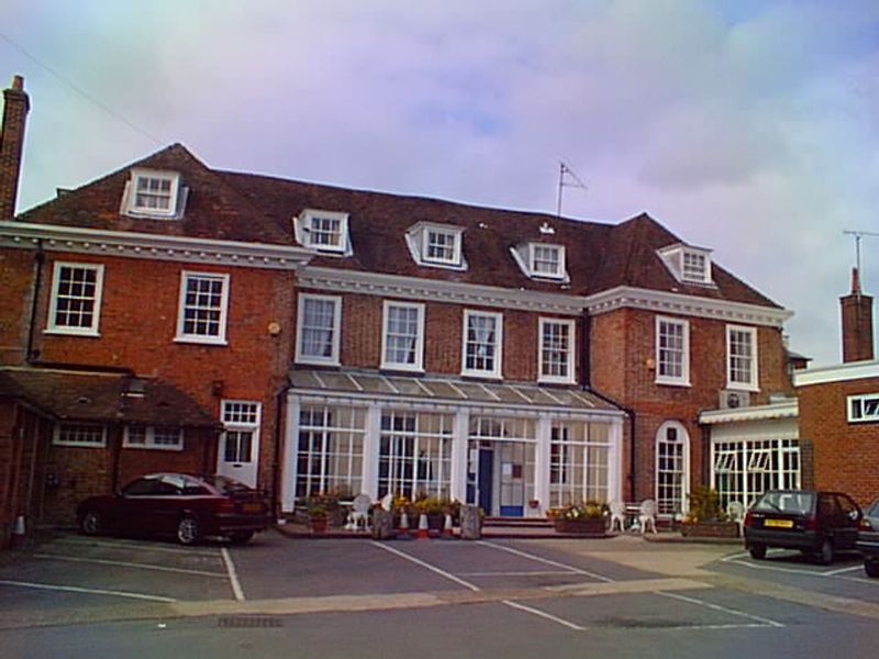 Farnham Conservative Club - Farnham. (Pub). Published on 03-11-2012