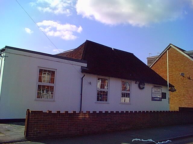 Farncombe Progressive Club - Farncombe. (Pub). Published on 03-11-2012