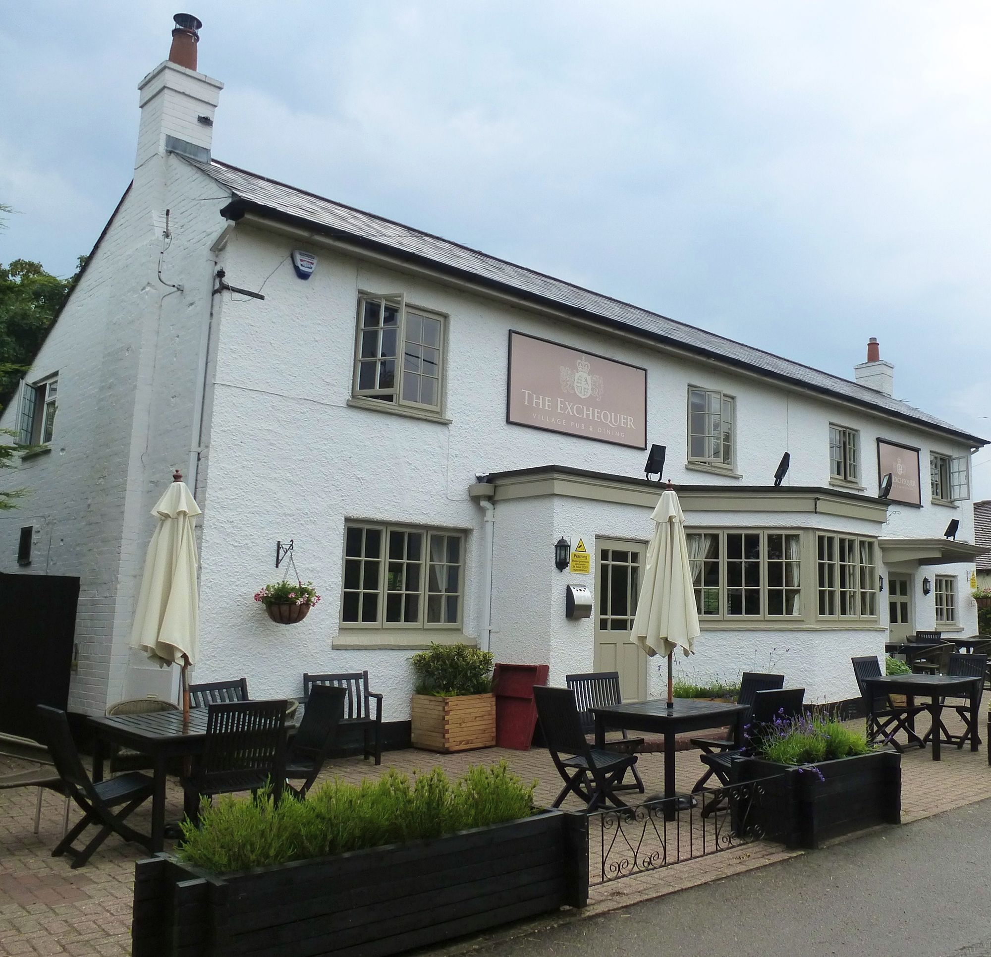 Exchequer, Crookham Village. (Pub, External). Published on 01-10-2013