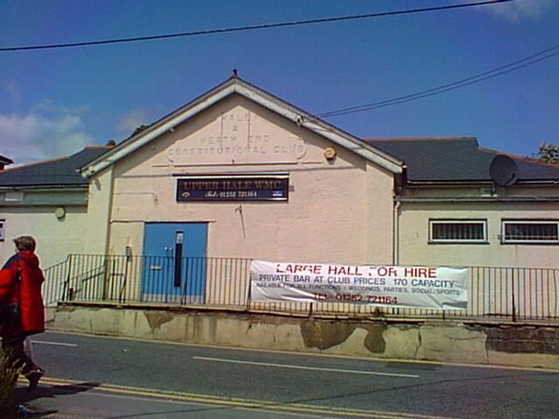 Hale & Heath End Working Mens Club - Upper Hale. (Pub). Published on 03-11-2012