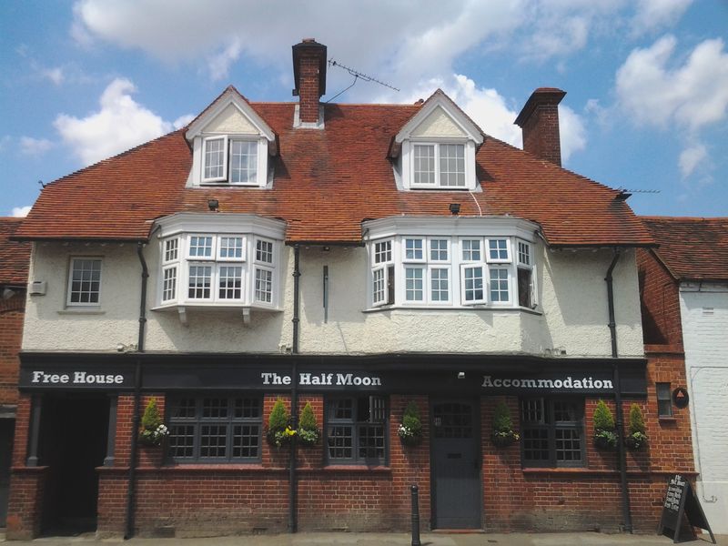 Half Moon, Ripley. (Pub, External). Published on 22-06-2014 