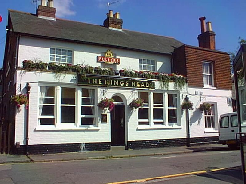 Kings Head (Stoke Road) - Guildford. (Pub). Published on 03-11-2012